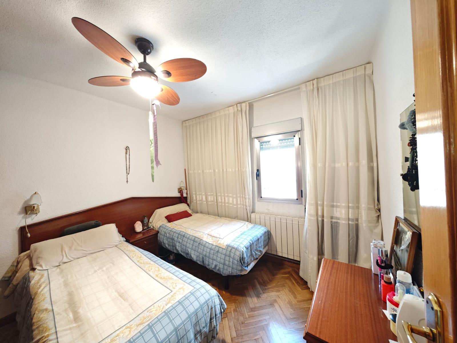 Imagen 10 Piso en venta en Madrid / Calle Agastia - zona San Juan Bautista - Ciudad Lineal