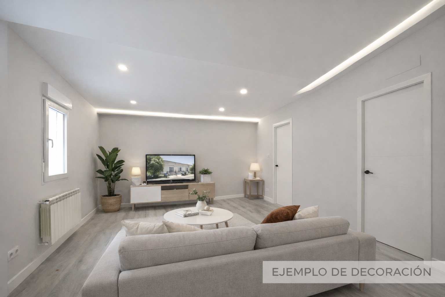 Imagen 1 Piso en venta en Madrid / A 2 minutos de la calle Alcala, cerca del metro L5