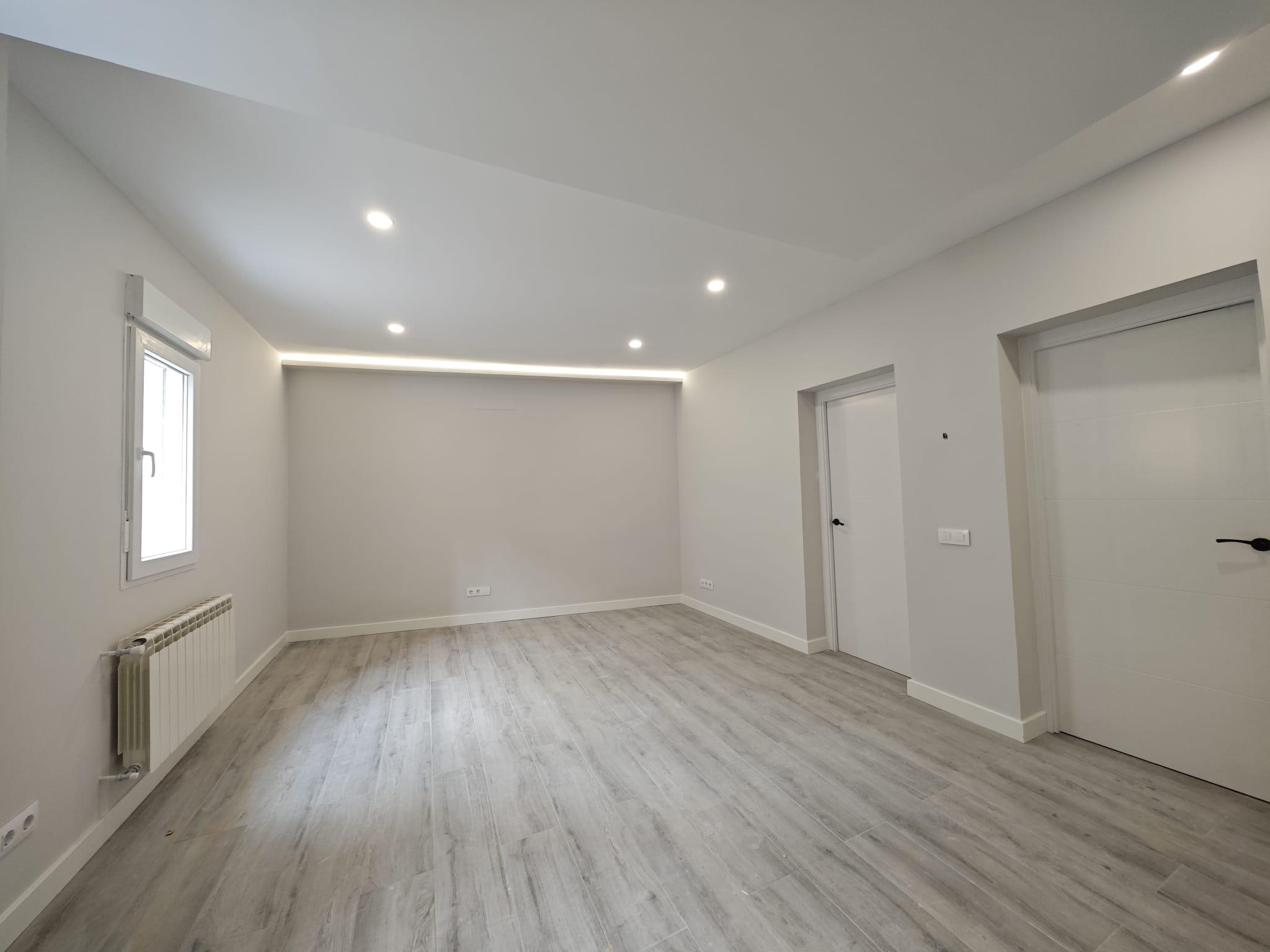Imagen 2 Piso en venta en Madrid / A 2 minutos de la calle Alcala, cerca del metro L5