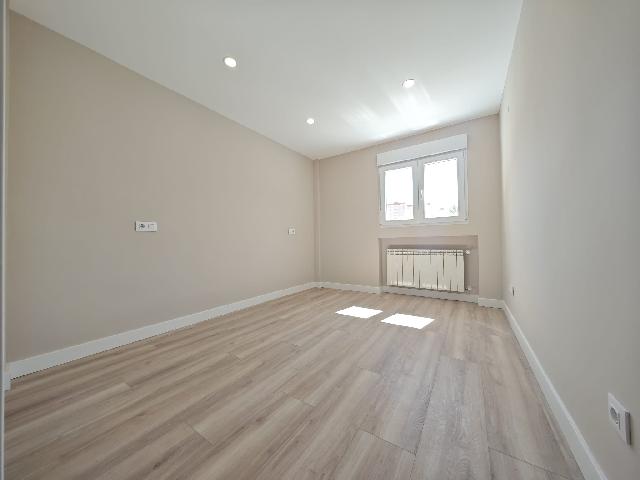 Imagen 13 Inmueble 298601 - Piso en venta en Madrid / Cercano a la calle Hermanos Garcias Noblejas