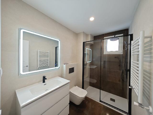 Imagen 18 Inmueble 298601 - Piso en venta en Madrid / Cercano a la calle Hermanos Garcias Noblejas