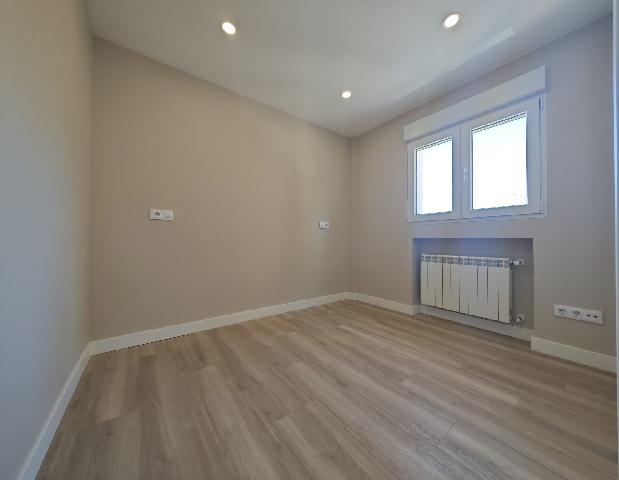 Imagen 20 Inmueble 298601 - Piso en venta en Madrid / Cercano a la calle Hermanos Garcias Noblejas