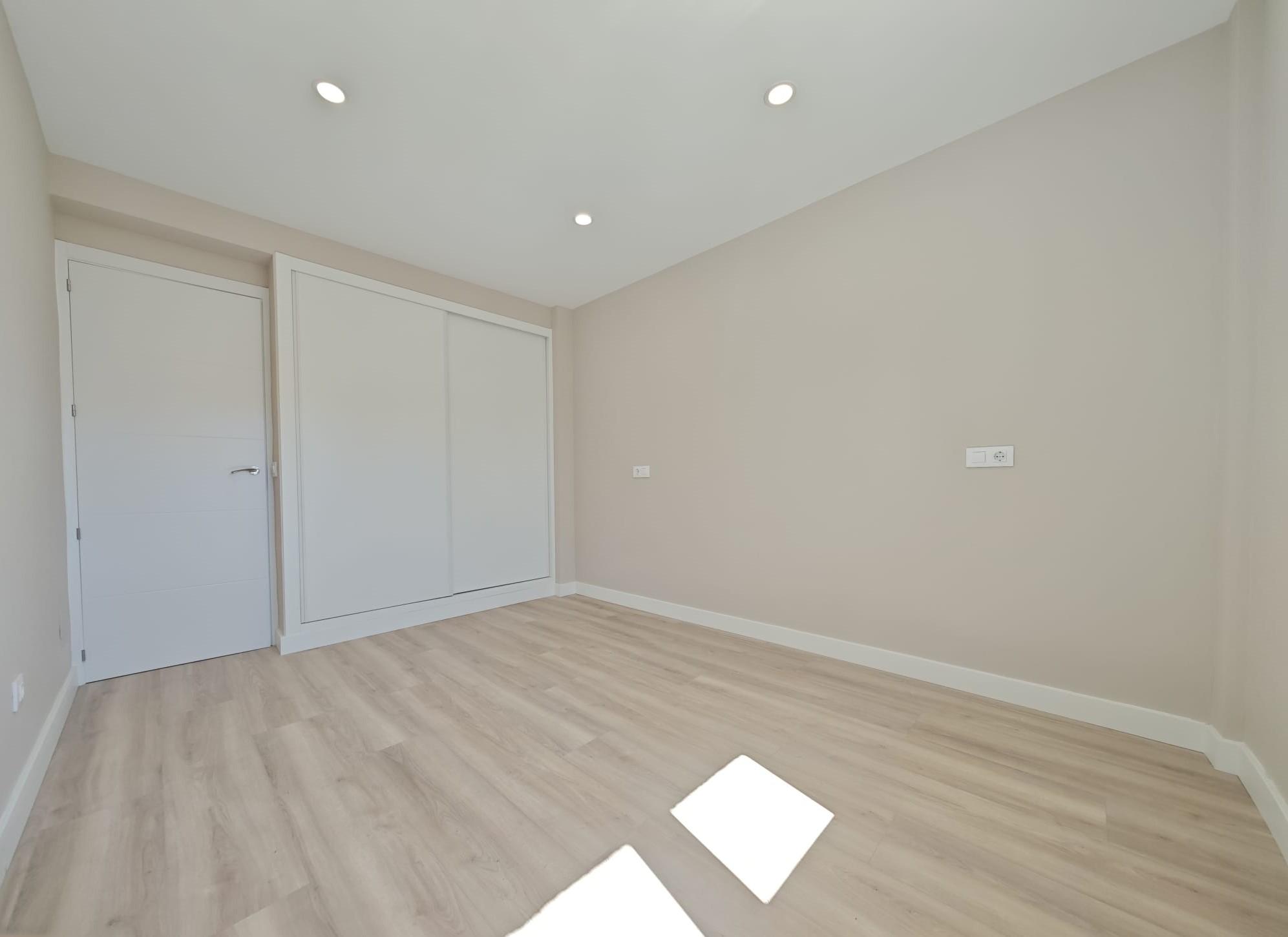 Imagen 21 Piso en venta en Madrid / Cercano a la calle Hermanos Garcias Noblejas