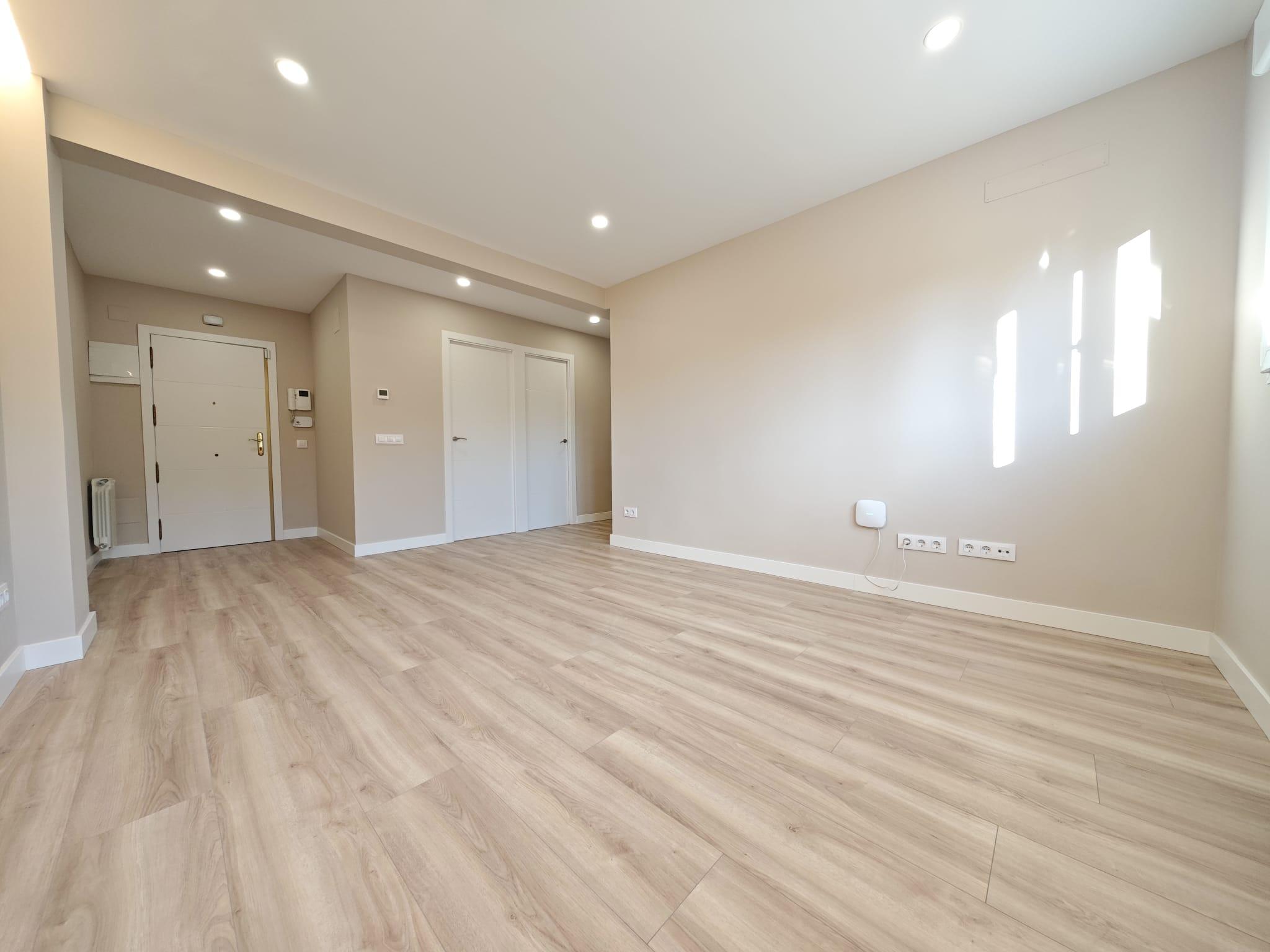 Imagen 4 Piso en venta en Madrid / Cercano a la calle Hermanos Garcias Noblejas