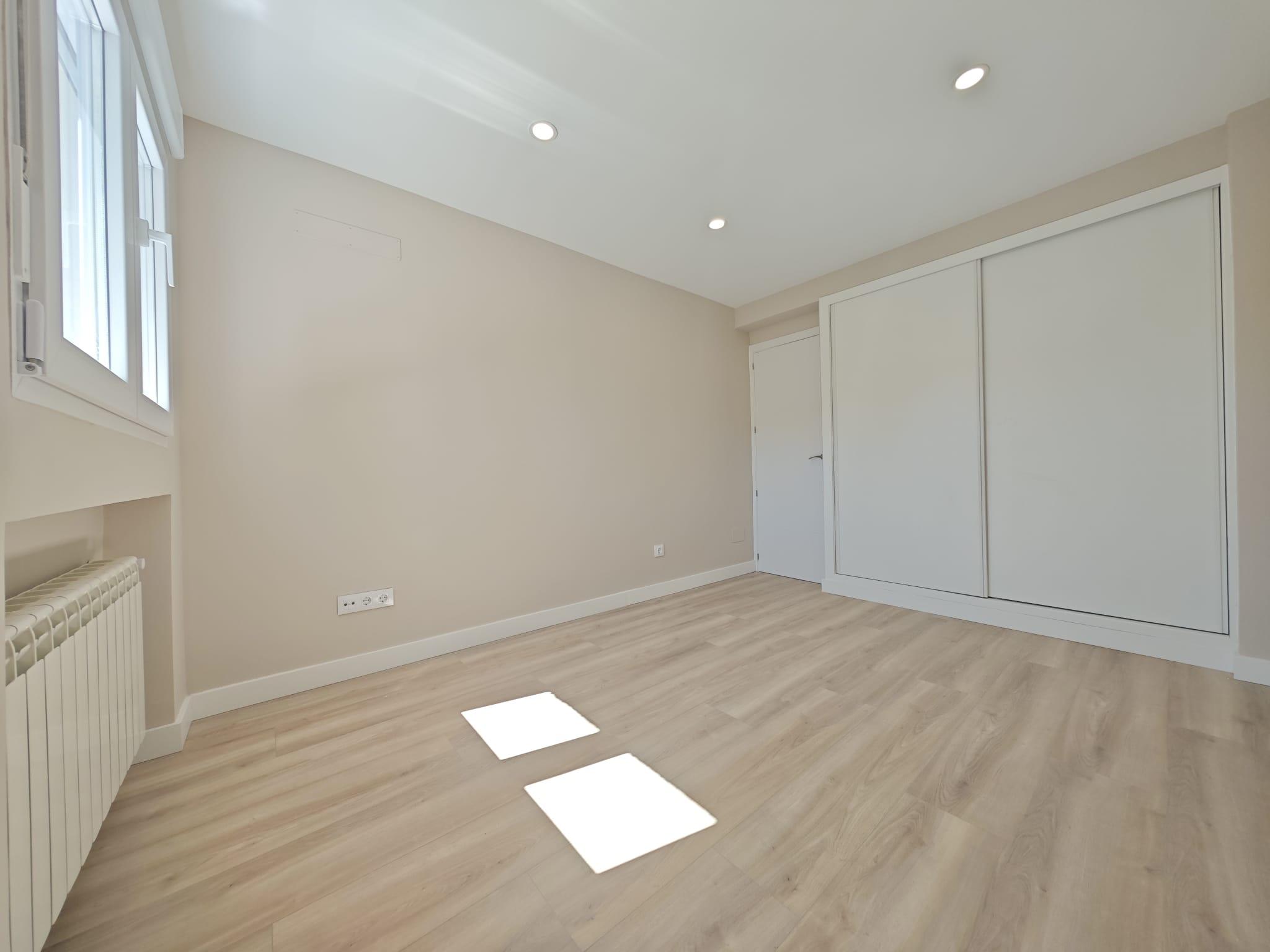 Imagen 24 Piso en venta en Madrid / Cercano a la calle Hermanos Garcias Noblejas