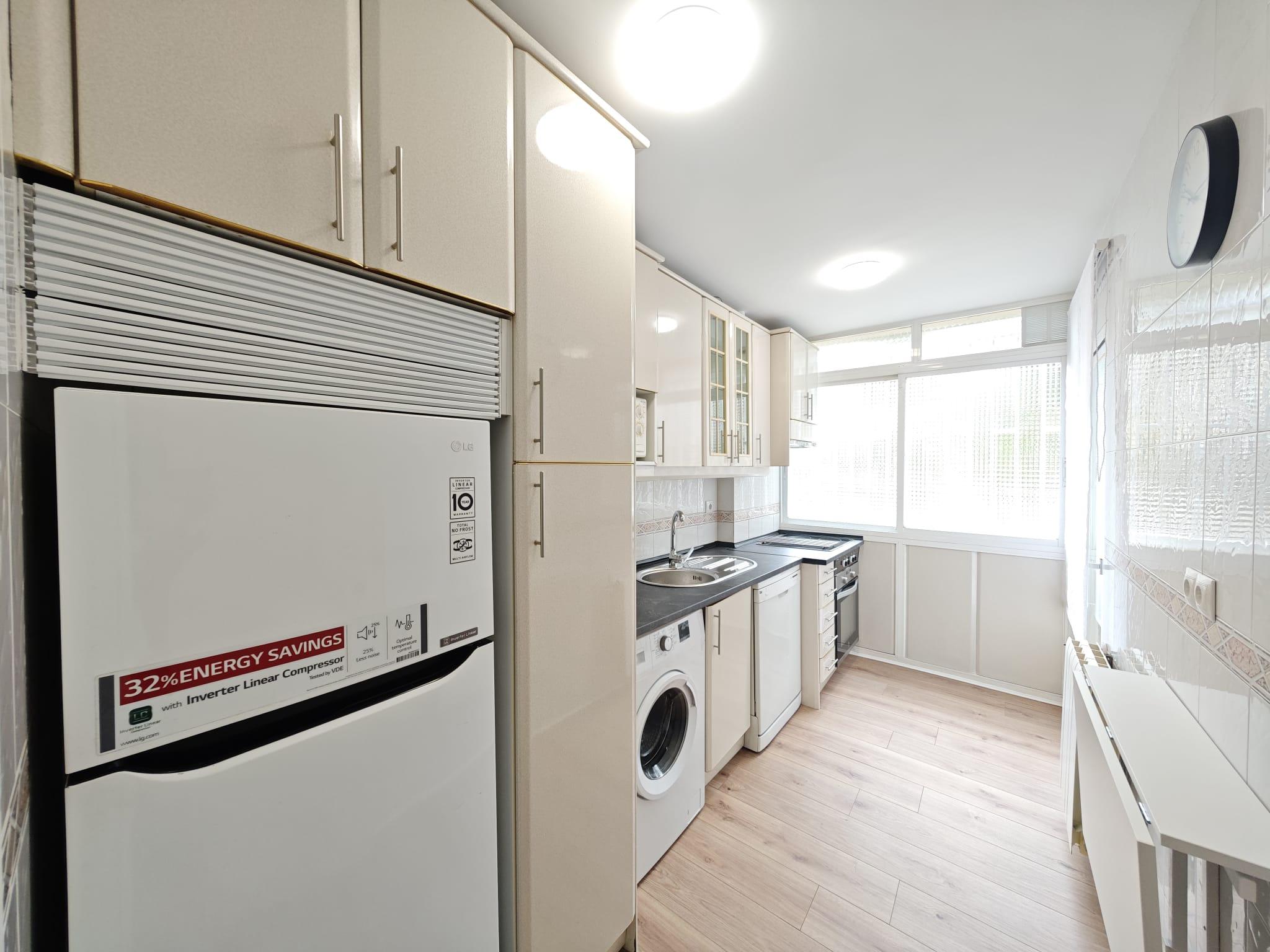 Imagen 2 Piso en venta en Madrid / Zona San Pascual cercano a la Calle Arturo Soria