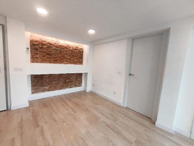 Imagen 5 Inmueble 299539 - Piso en alquiler en Madrid / Zona Quintana, ubicado en la calle Virgen del Lluc