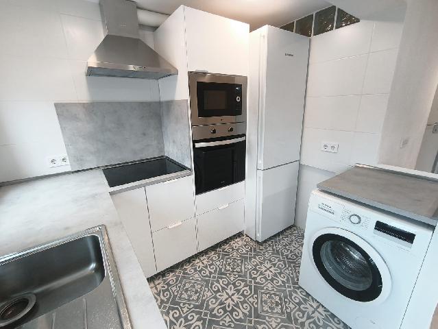 Imagen 2 Inmueble 299539 - Piso en alquiler en Madrid / Zona Quintana, ubicado en la calle Virgen del Lluc