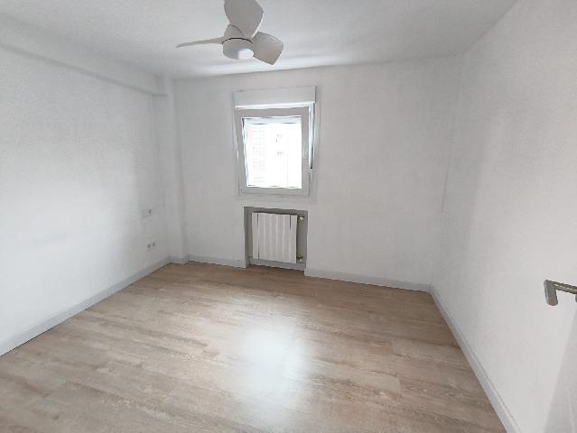 Imagen 16 Inmueble 299539 - Piso en alquiler en Madrid / Zona Quintana, ubicado en la calle Virgen del Lluc