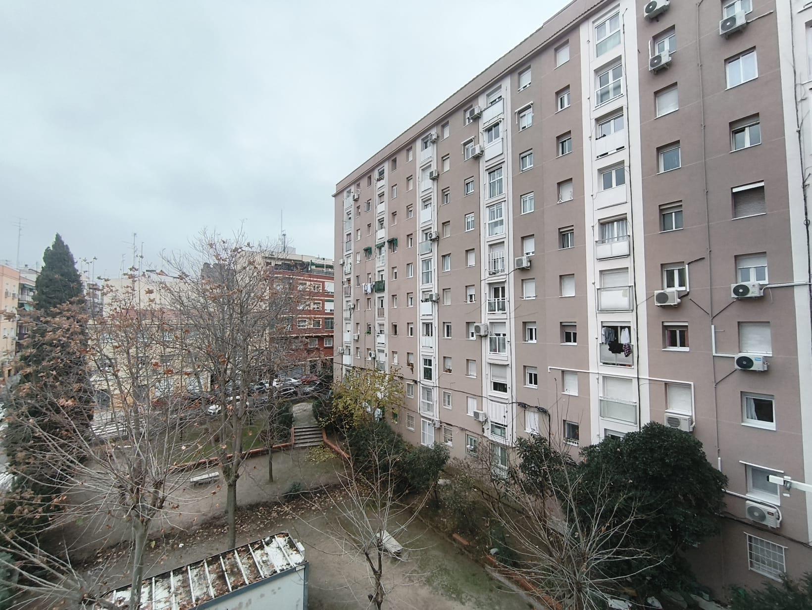 Imagen 18 Piso en alquiler en Madrid / Zona Quintana, ubicado en la calle Virgen del Lluc