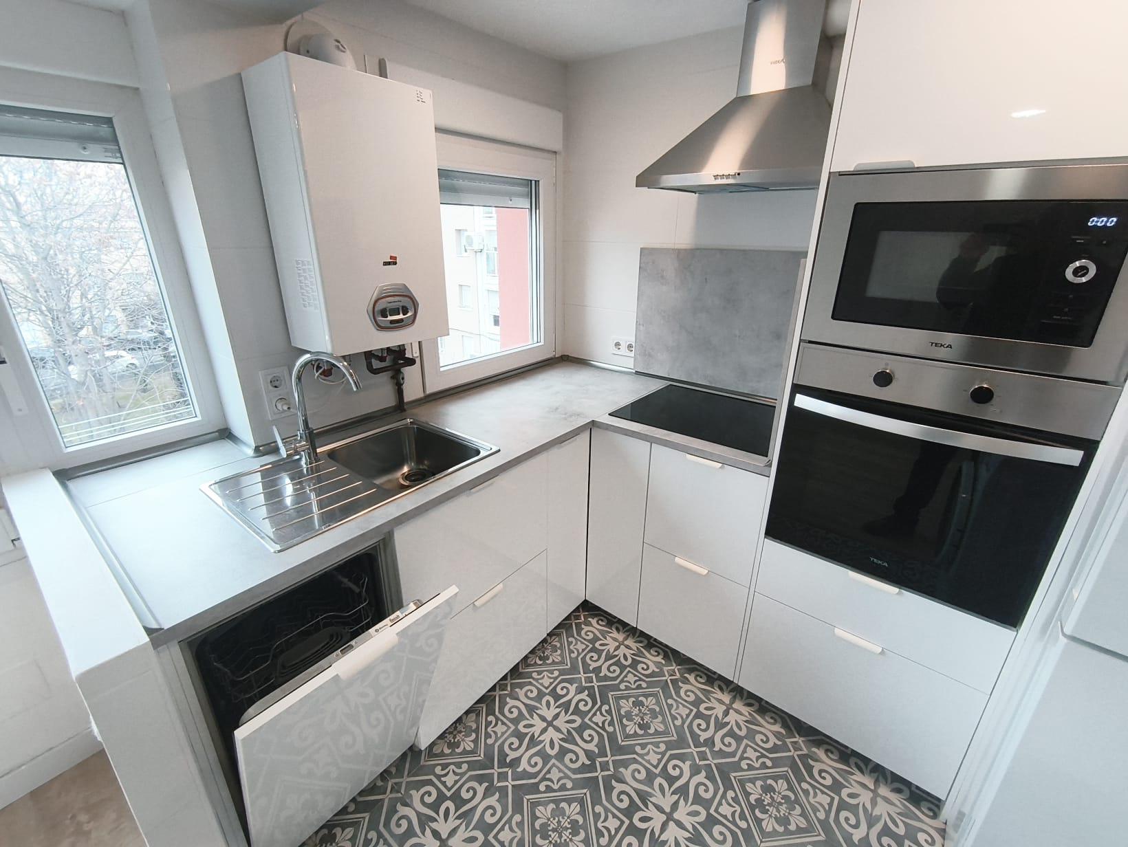 Imagen 3 Piso en alquiler en Madrid / Zona Quintana, ubicado en la calle Virgen del Lluc