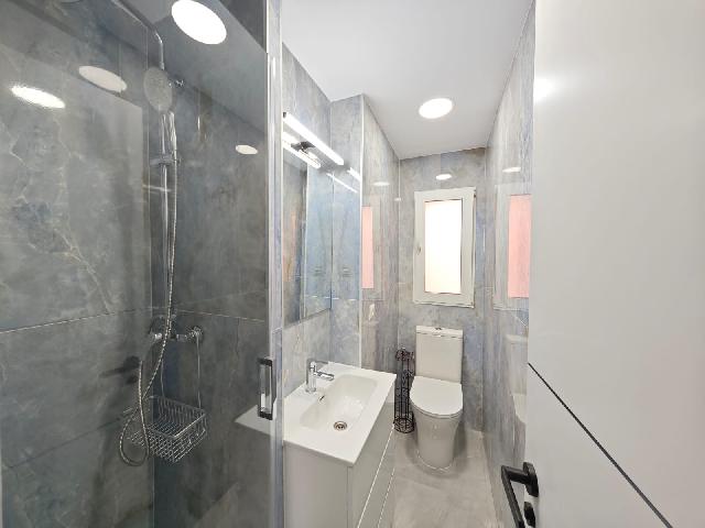 Imagen 17 Inmueble 299702 - Piso en venta en Madrid / Zona Canillejas en frente del metro canillejas linea 5