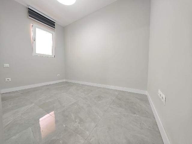 Imagen 12 Inmueble 299702 - Piso en venta en Madrid / Zona Canillejas en frente del metro canillejas linea 5