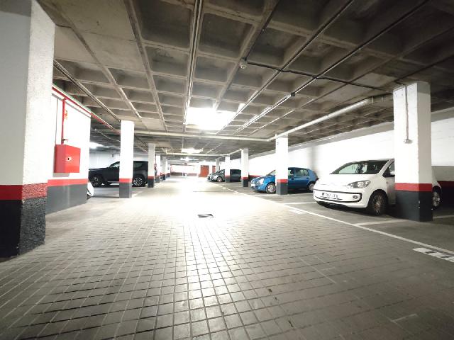 Imagen 4 Inmueble 299921 - Parking Coche en alquiler en Madrid / Calle Boltaña a 3 minutos del Metro Canillejas