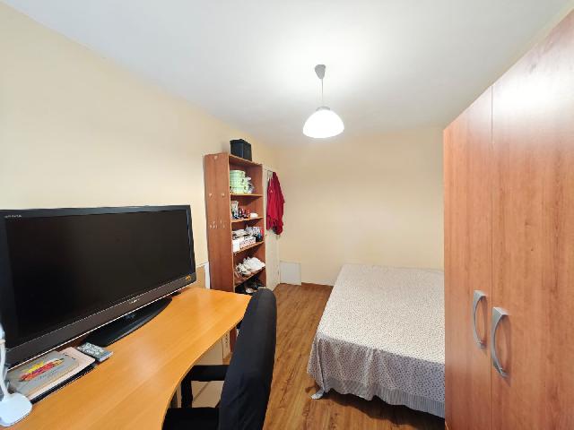 Imagen 18 Inmueble 299947 - Planta Baja en venta en Madrid / Zona ventas cercano al parque Fuente del Berro