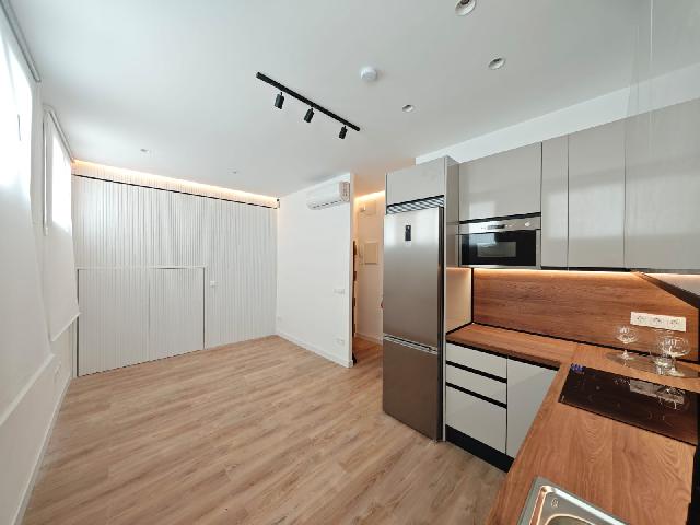 Imagen 4 Inmueble 300037 - Planta Baja en venta en Madrid / Calle Las Cañas a 3 minutos de la Calle Arturo Soria