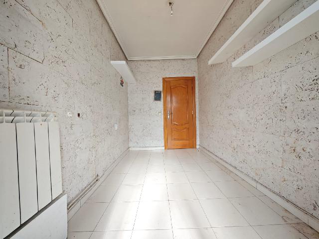 Imagen 8 Inmueble 300295 - Piso en venta en Madrid / Zona Carabanchel a 2 minutos del metro Vista Alegre L5