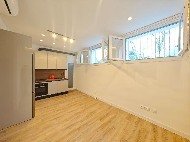 Imagen 17 Inmueble 300589 - Planta Baja en venta en Madrid / Calle Las Cañas a 3 minutos de la Calle Arturo Soria