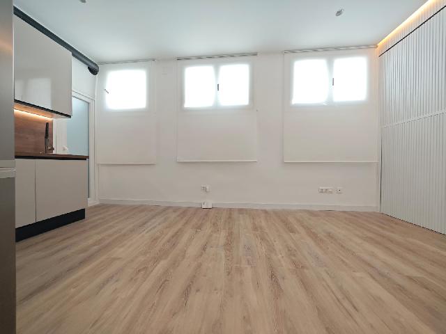 Imagen 6 Inmueble 300589 - Planta Baja en venta en Madrid / Calle Las Cañas a 3 minutos de la Calle Arturo Soria