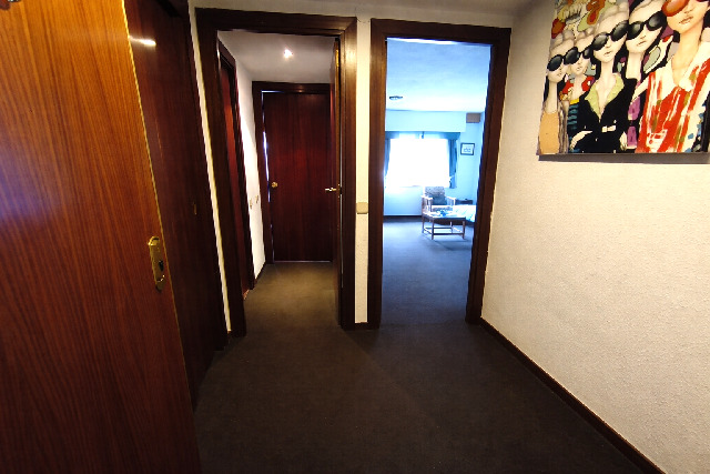 Imagen 2 Inmueble 301013 - Piso en venta en Cercedilla / Justo en el centro del municipio de Cercedilla