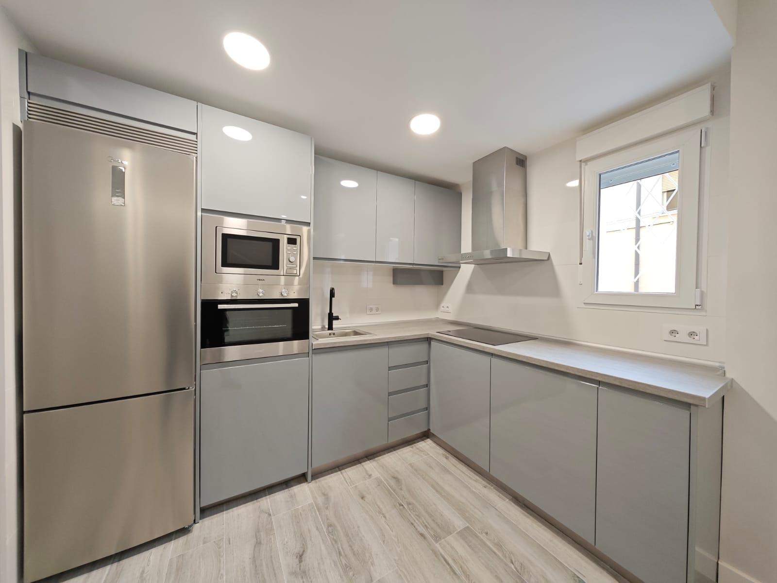 Imagen 5 Piso en venta en Madrid / A 2 minutos de la calle Alcala, cerca del metro L5