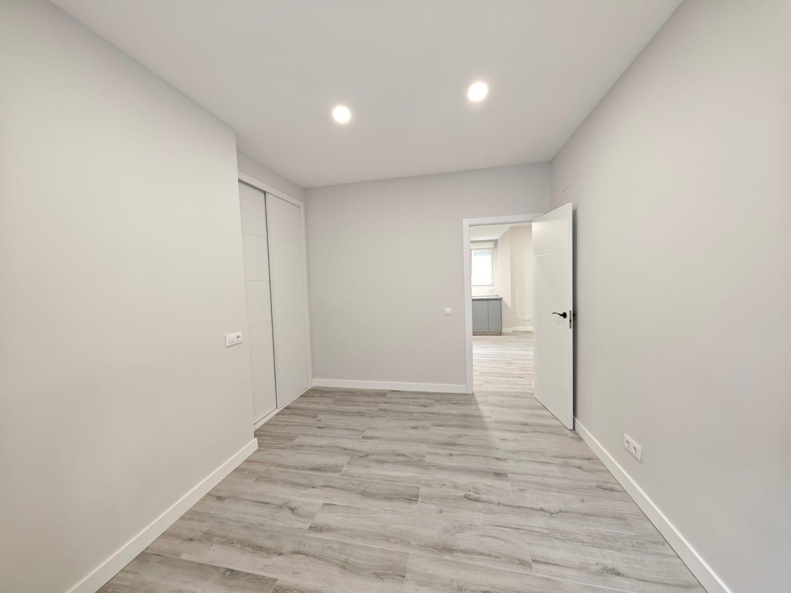 Imagen 15 Piso en venta en Madrid / A 2 minutos de la calle Alcala, cerca del metro L5