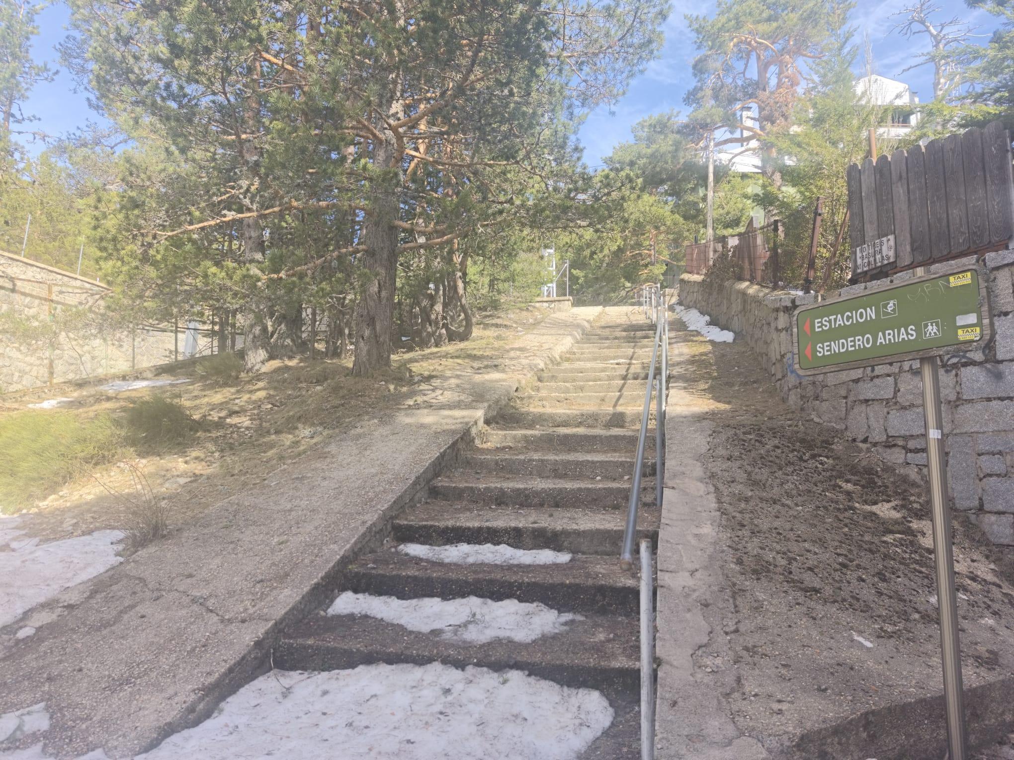 Imagen 32 Piso en venta en Cercedilla / Justo en el centro del municipio de Cercedilla