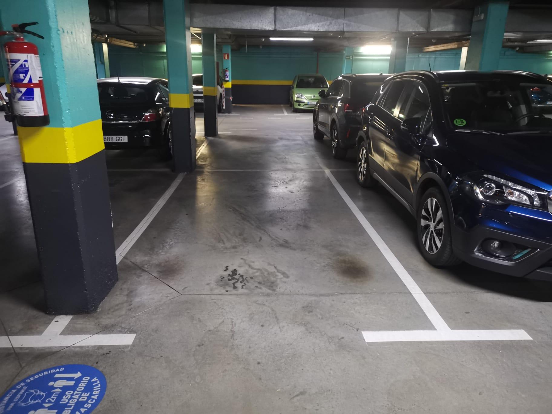 Imagen 3 Parking Coche en venta en Madrid / Calle Esfinge junto al parque de Canillejas