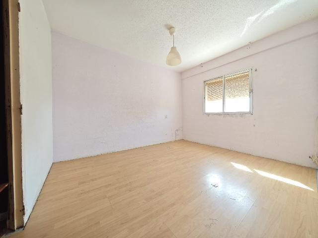 Imagen 5 Inmueble 302663 - Piso en venta en Madrid / Av. Guadalajara 103, cerca del metro Av. Guadalajara
