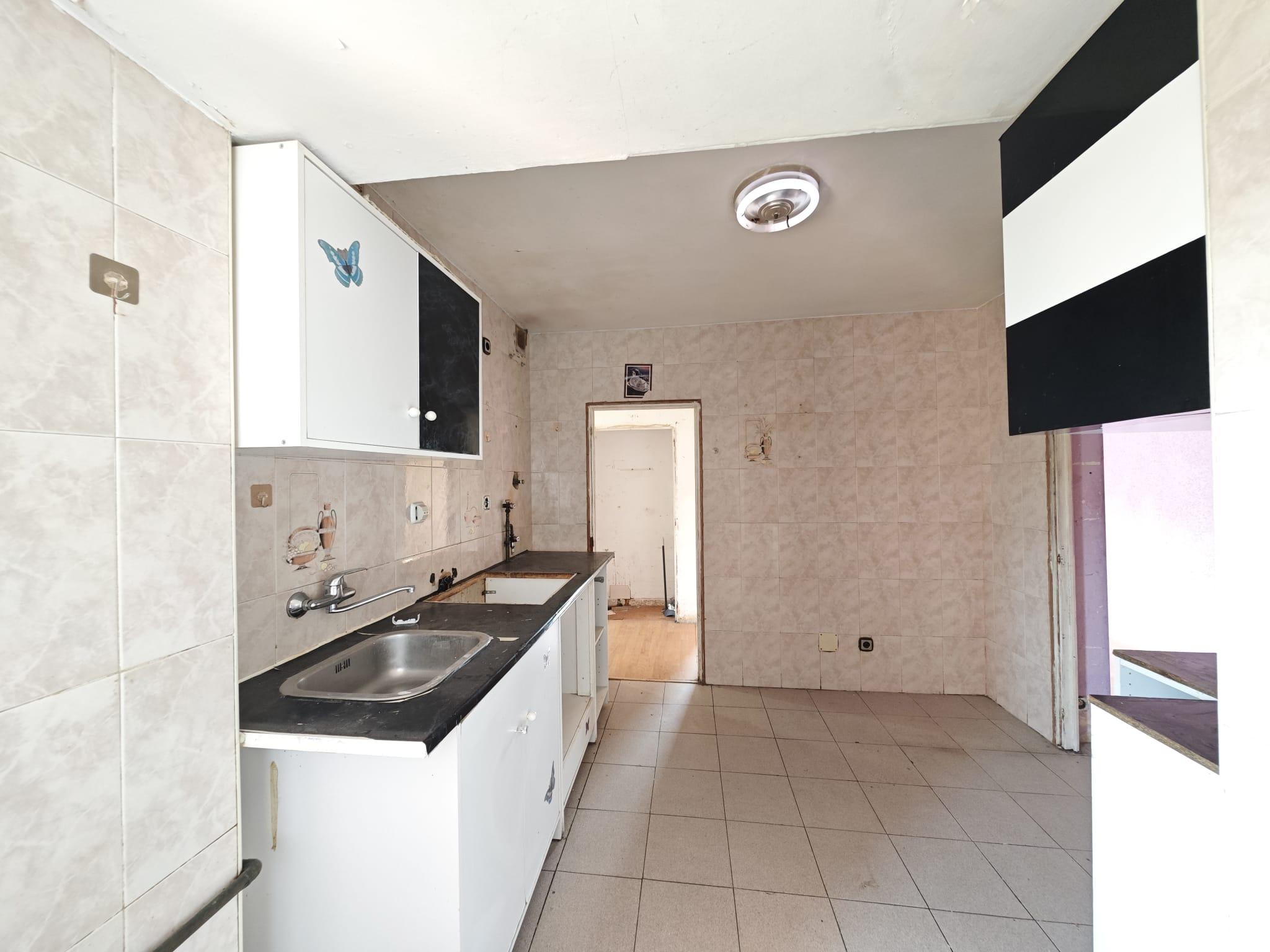 Imagen 10 Piso en venta en Madrid / Av. Guadalajara 103, cerca del metro Av. Guadalajara