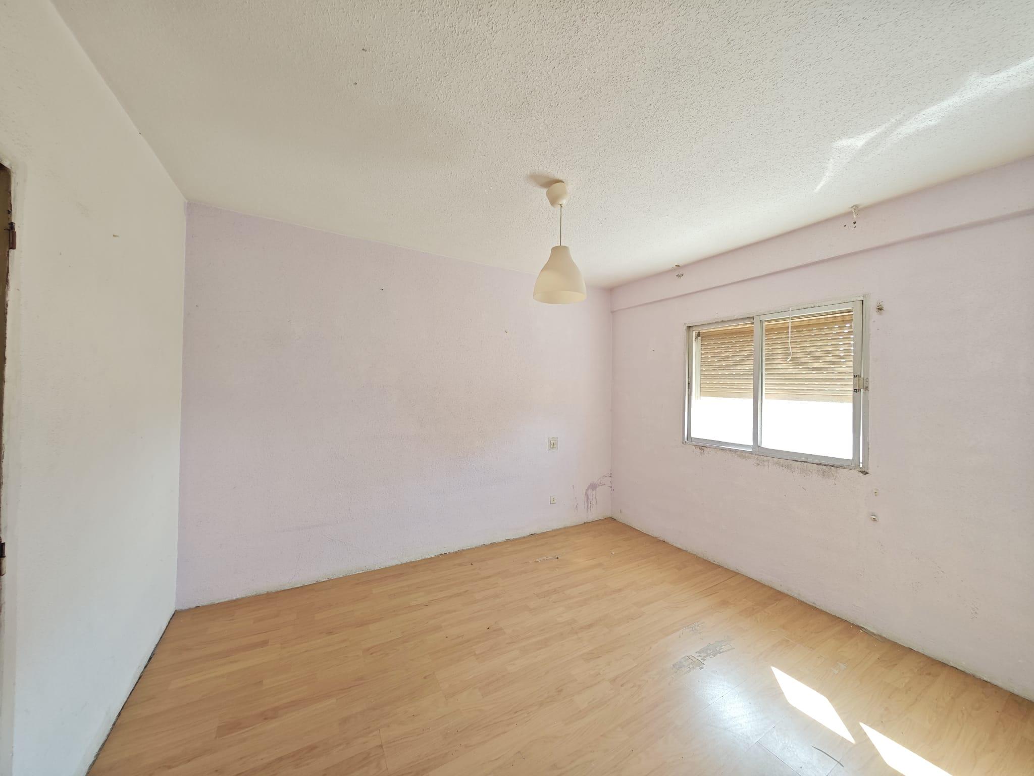 Imagen 7 Piso en venta en Madrid / Av. Guadalajara 103, cerca del metro Av. Guadalajara