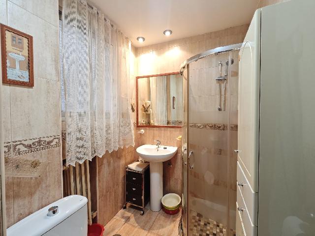 Imagen 8 Inmueble 302706 - Piso en venta en Madrid / Ubicada en una zona tranquila de Ciudad Pegaso -Rejas