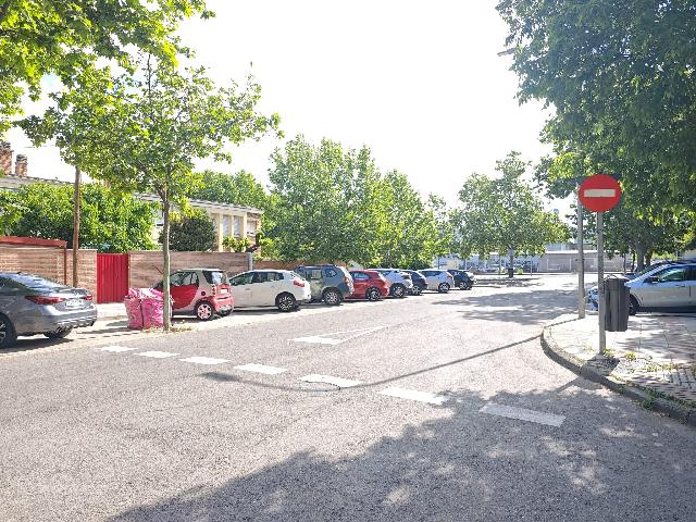 Imagen 20 Inmueble 302706 - Piso en venta en Madrid / Ubicada en una zona tranquila de Ciudad Pegaso -Rejas