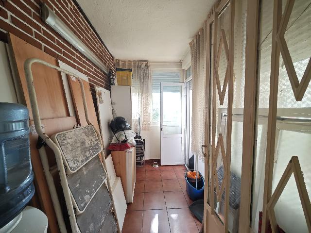 Imagen 10 Inmueble 302706 - Piso en venta en Madrid / Ubicada en una zona tranquila de Ciudad Pegaso -Rejas