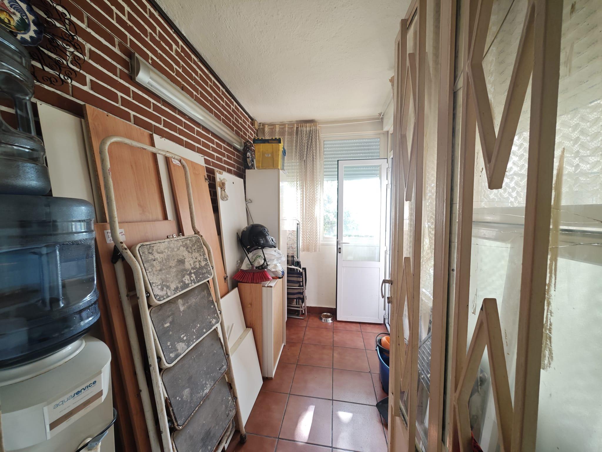 Imagen 11 Piso en venta en Madrid / Ubicada en una zona tranquila de Ciudad Pegaso -Rejas
