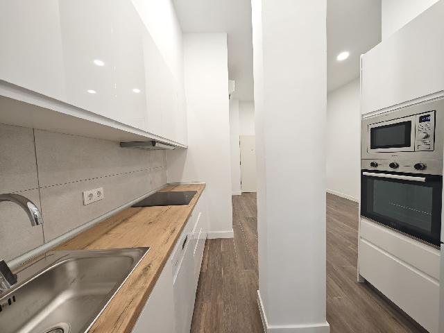 Imagen 13 Inmueble 302727 - Planta Baja en venta en Madrid / Calle Guíllen de Castro - Pueblo Nuevo - Ciudad Lineal