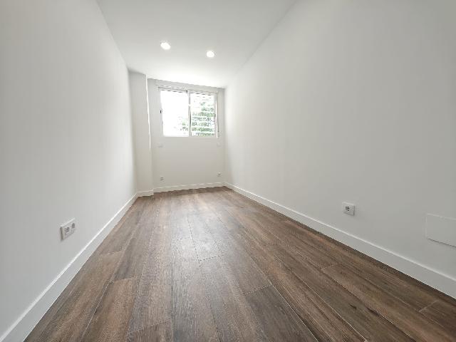 Imagen 16 Inmueble 302727 - Planta Baja en venta en Madrid / Calle Guíllen de Castro - Pueblo Nuevo - Ciudad Lineal