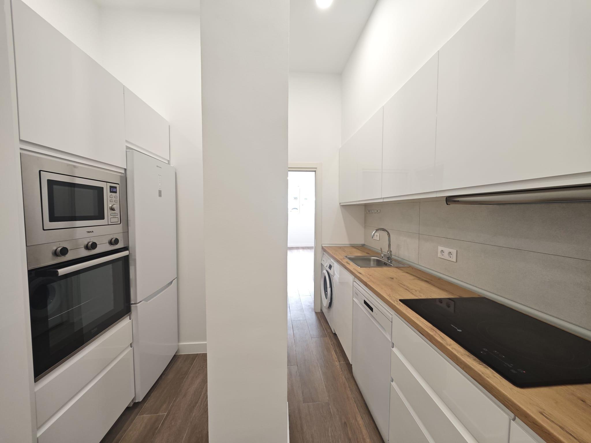 Imagen 10 Planta Baja en venta en Madrid / Calle Guíllen de Castro - Pueblo Nuevo - Ciudad Lineal