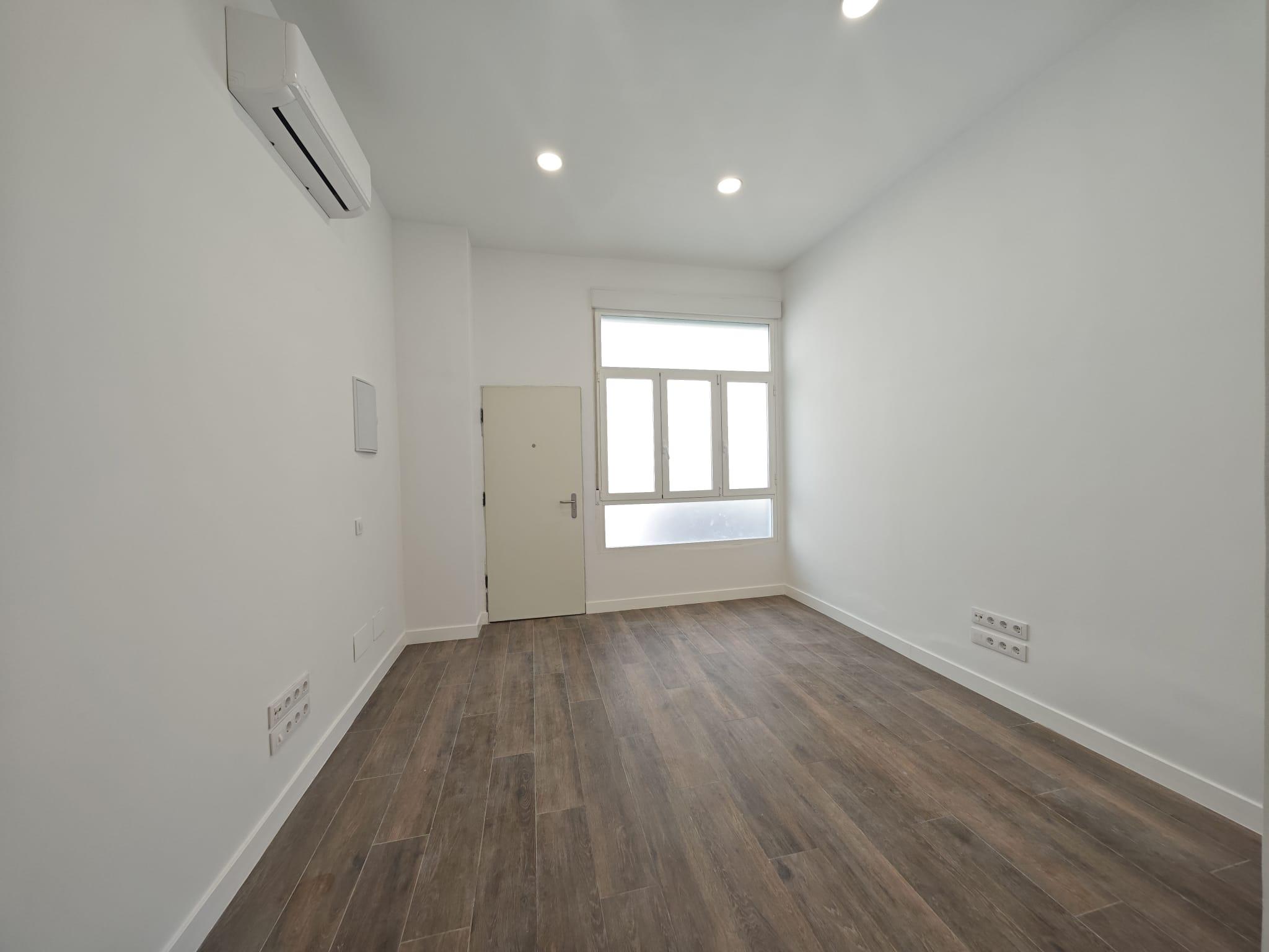 Imagen 8 Planta Baja en venta en Madrid / Calle Guíllen de Castro - Pueblo Nuevo - Ciudad Lineal