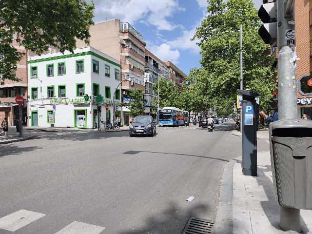 Imagen 13 Inmueble 302731 - Local Comercial en alquiler en Madrid / C/ Gutierre de Cetina - Pueblo Nuevo - Madrid
