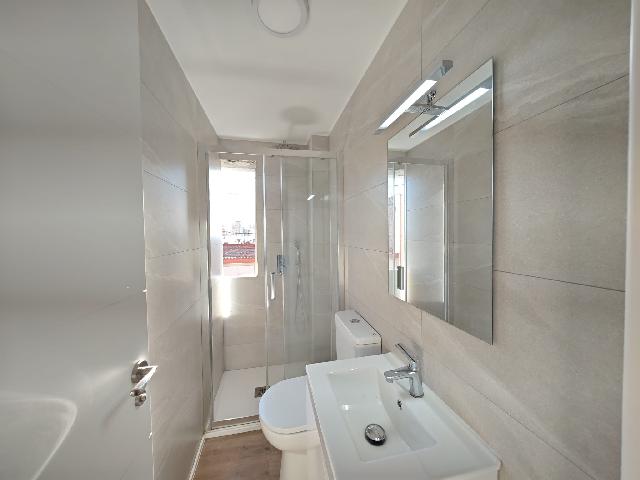 Imagen 7 Inmueble 302885 - Piso en alquiler en Madrid / Junto al metro Quintana, a 2 minutos de la C/ Alcala