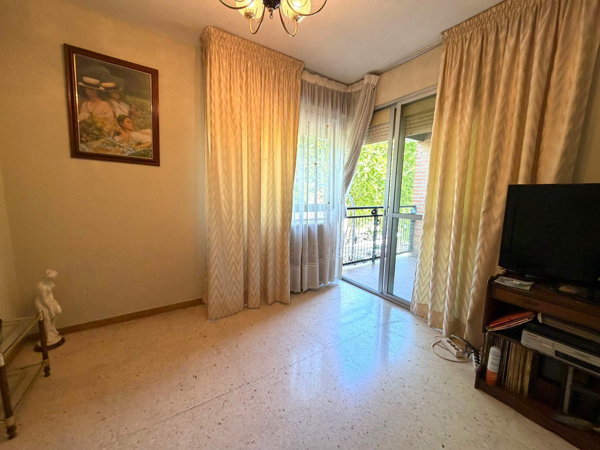 Imagen 12 Piso en venta en Madrid / Calle Castillo de Ucles - Simancas - San Blas