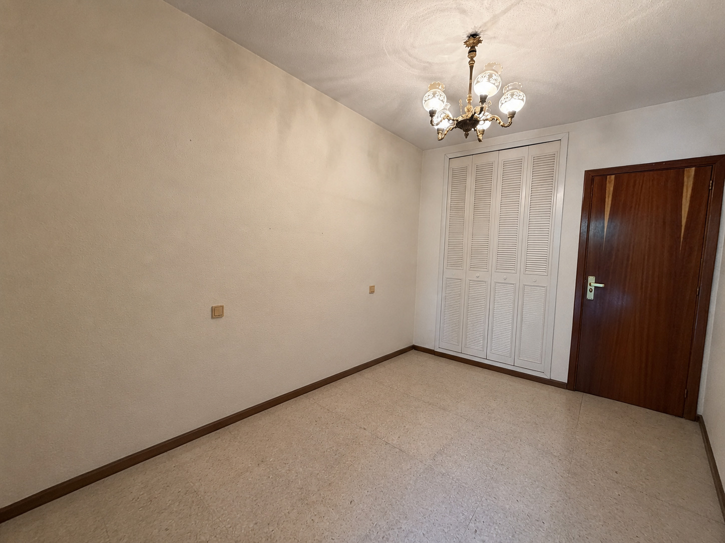 Imagen 21 Piso en venta en Madrid / Calle Castillo de Ucles - Simancas - San Blas