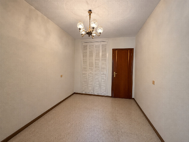 Imagen 7 Inmueble 303112 - Piso en venta en Madrid / Calle Castillo de Ucles - Simancas - San Blas