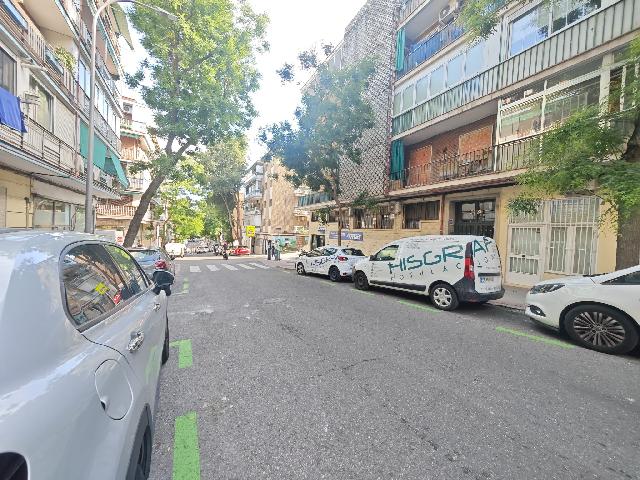 Imagen 7 Inmueble 303261 - Local Comercial en alquiler en Madrid / Calle Hermanos Gómez - Ventas - Ciudad Lineal - Madrid