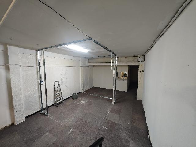 Imagen 5 Inmueble 303261 - Local Comercial en alquiler en Madrid / Calle Hermanos Gómez - Ventas - Ciudad Lineal - Madrid