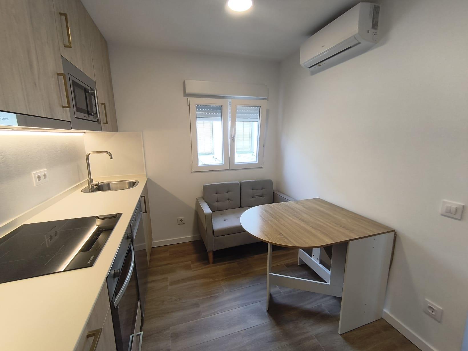 Imagen 11 Piso en alquiler en Madrid / Calle San Valentín - Canillejas - San Blas - Madrid