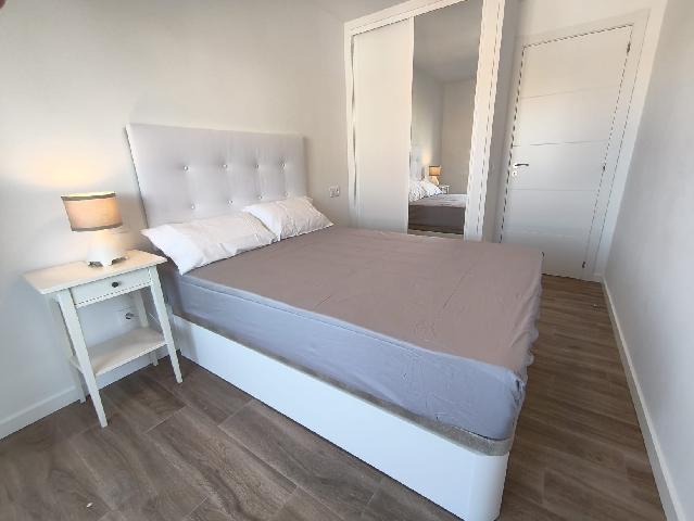 Imagen 21 Inmueble 303345 - Piso en alquiler en Madrid / Calle San Valentín - Canillejas - San Blas - Madrid