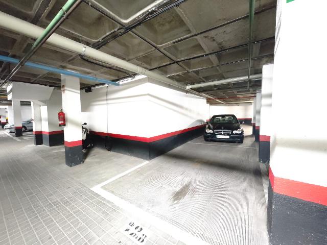 Imagen 2 Inmueble 304334 - Parking Coche en alquiler en Madrid / Calle Boltaña a 3 minutos del Metro Canillejas