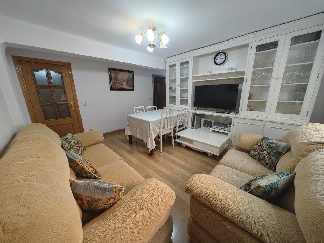 Imagen 4 Inmueble 304428 - Piso en venta en Madrid / C/ María Teresa Sáez de Heredia- Ventas - Ciudad Lineal